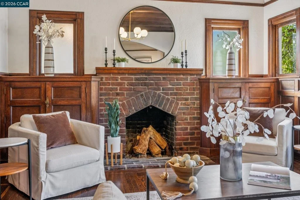 Photo of 3386 Cowell Rd