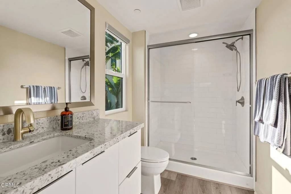 Photo of 1068 Canal Street