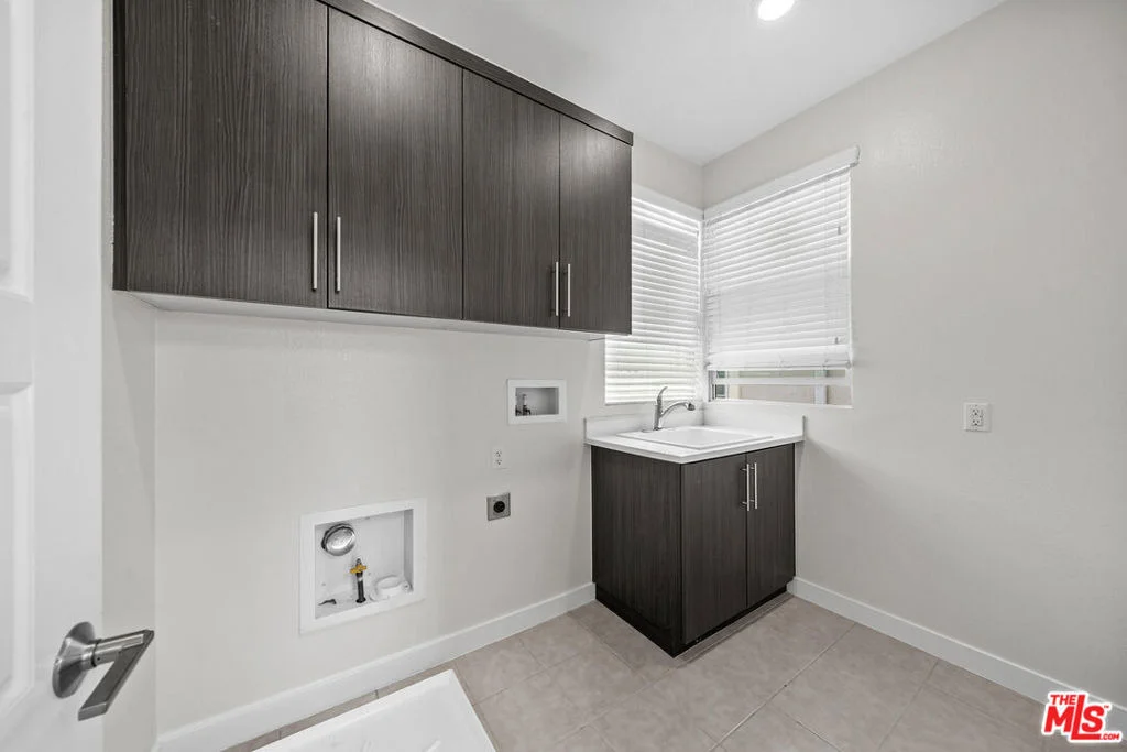 Photo of 150 Newall