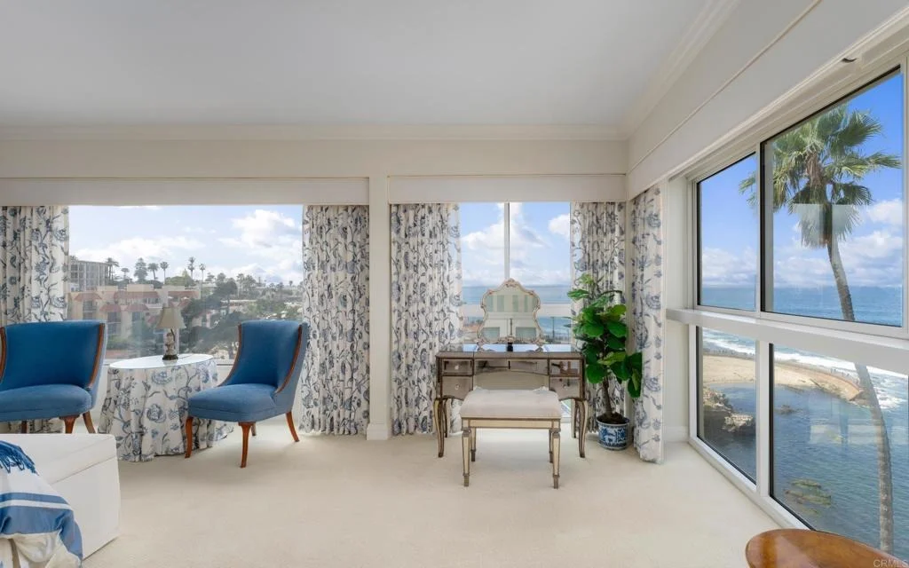 Photo of Unit 10E at 939 Coast Boulevard