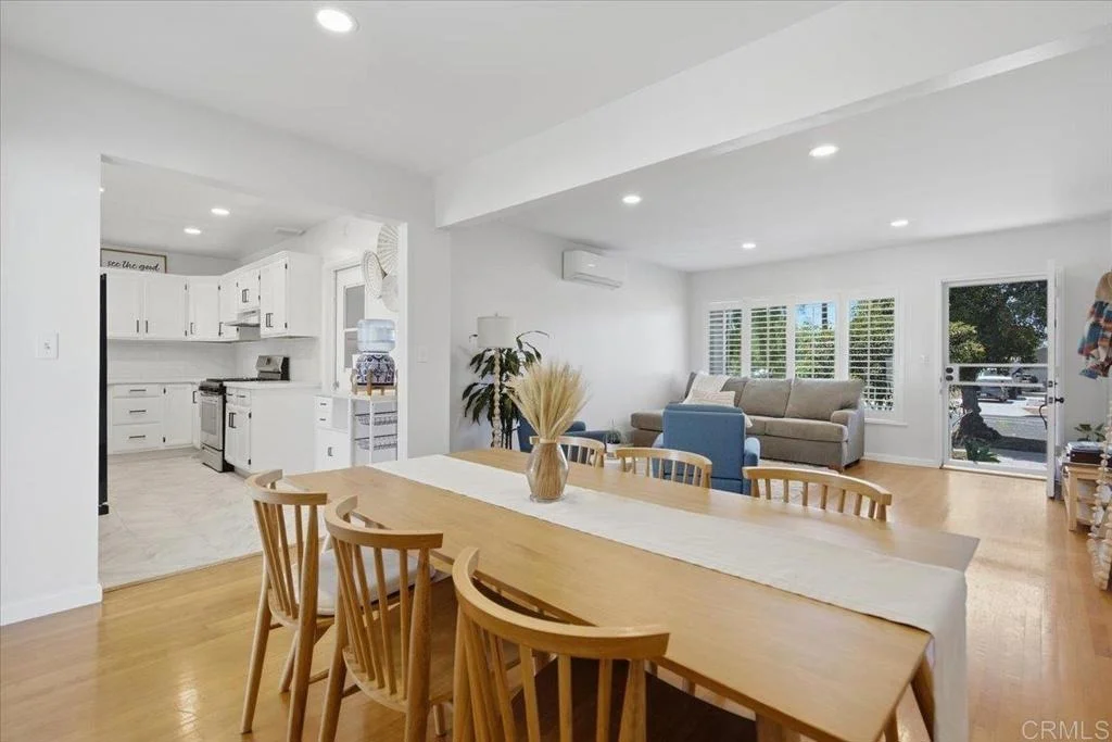 Photo of 677 Fifth Avenue