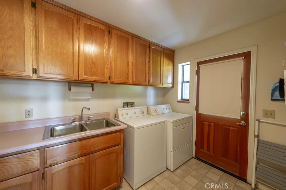 Photo of 40 Dominion