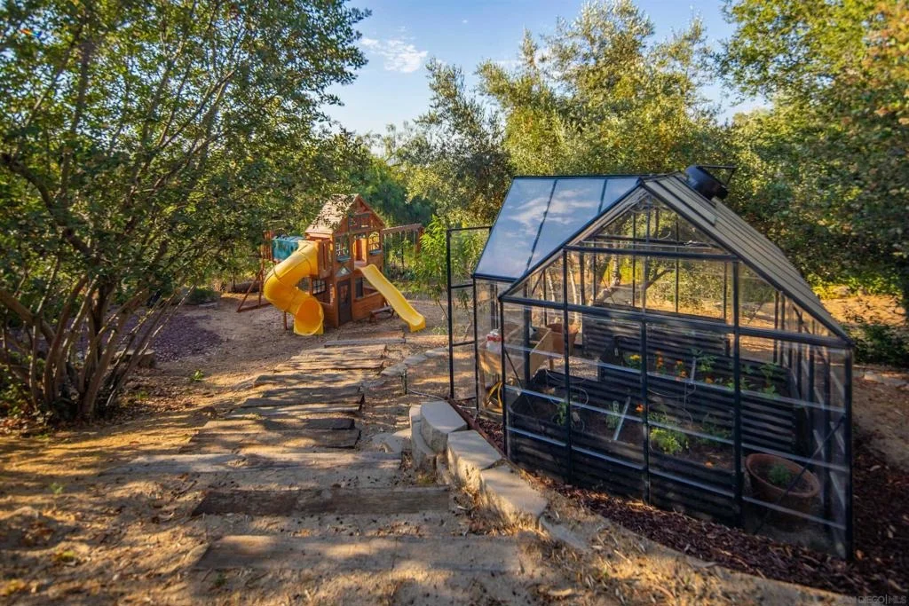 Photo of 10010 Shadow Rd
