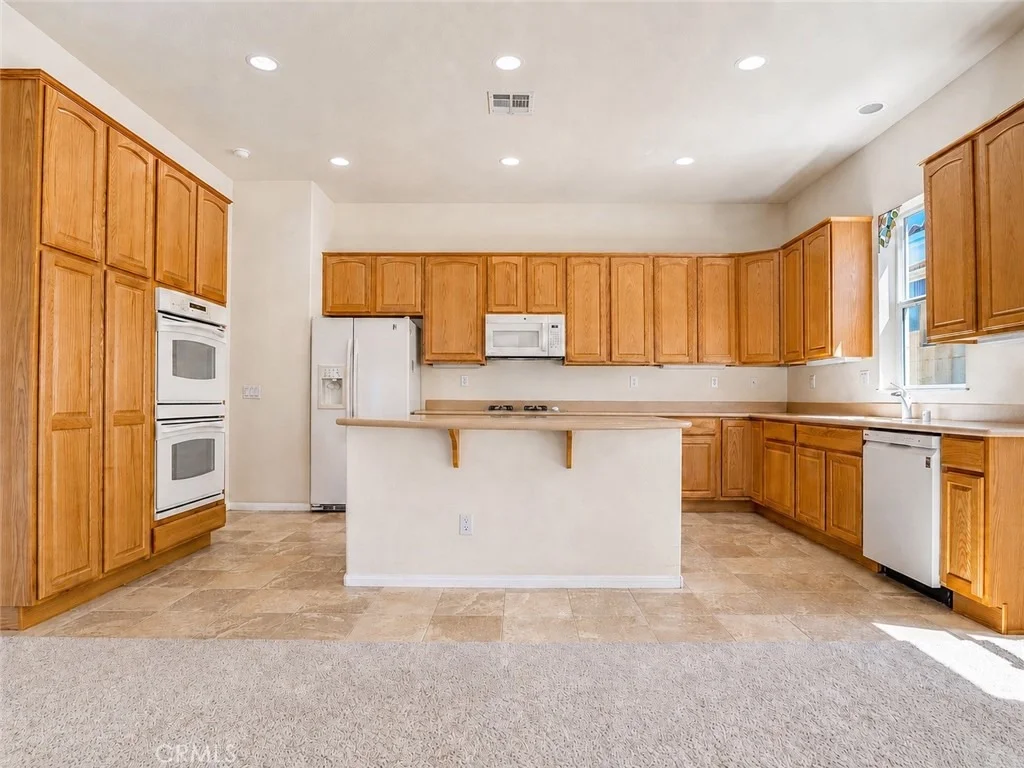 Photo of 987 Avenal