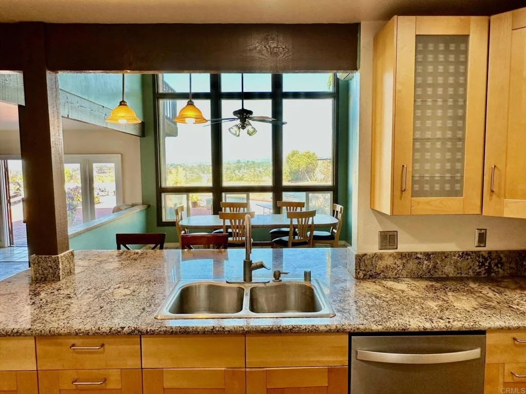 Photo of 880 Crest View Rd