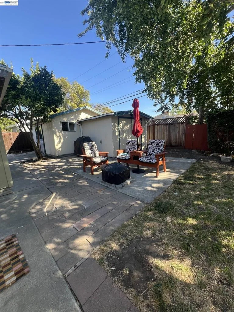 Photo of 8499 Bandon Dr
