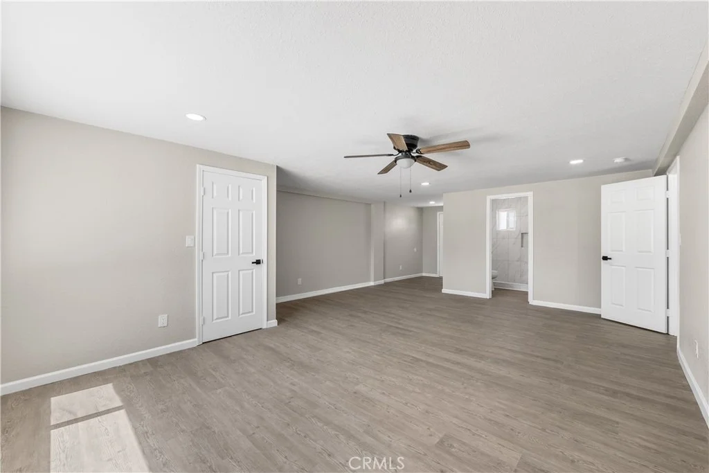 Photo of 15992 Lawrence Drive