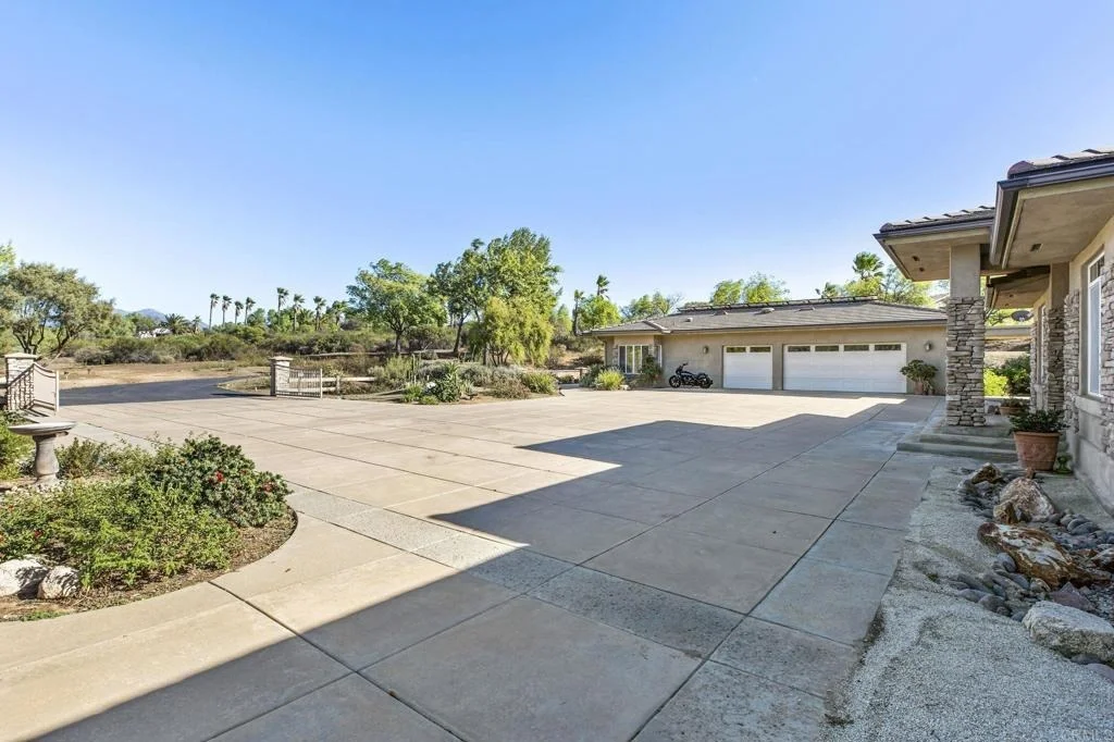 Photo of 25438 Rancho Barona Road