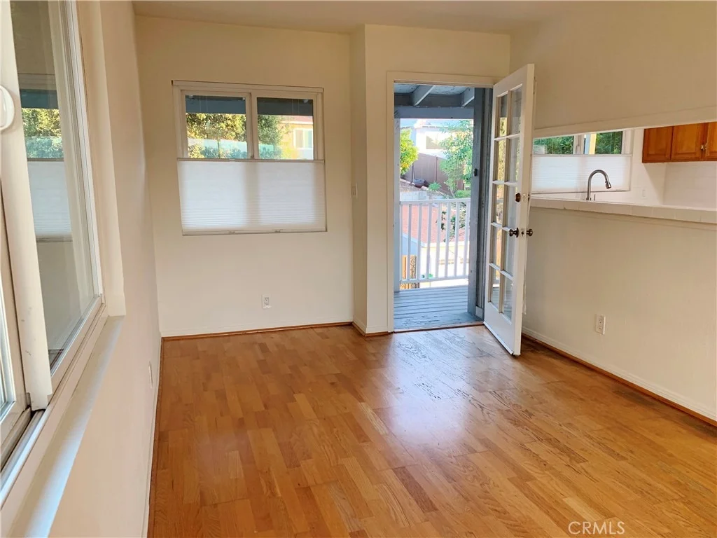 Photo of 4053 Barrett Road