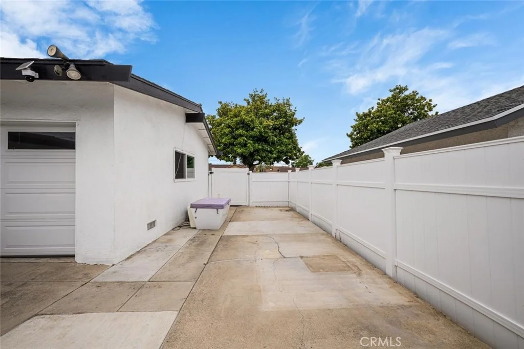 Photo of 2920 Birch Place