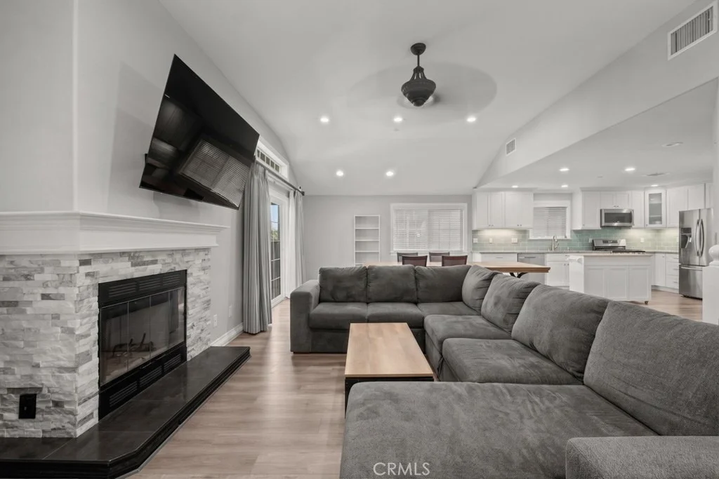 Photo of 885 Masterson Drive