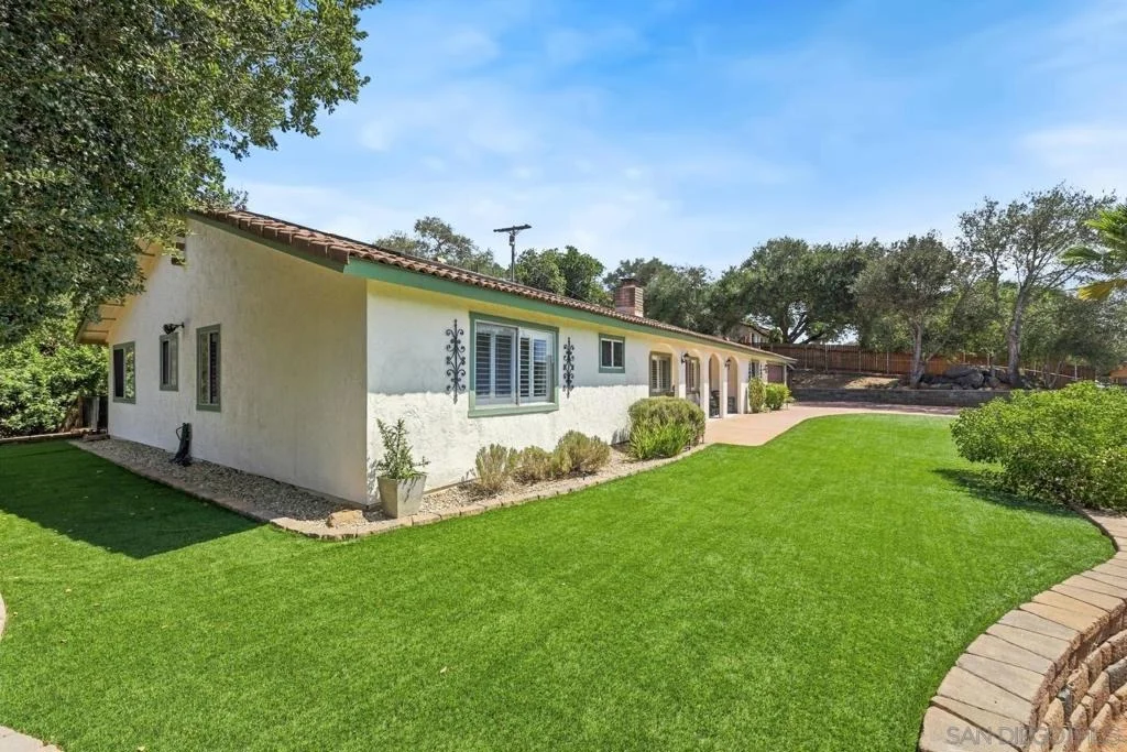 Photo of 2826 Calle De Malibu