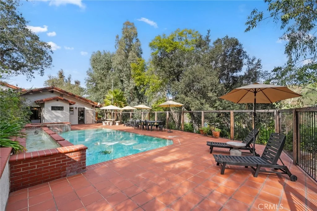 Photo of 25805 Avenida Del Oro