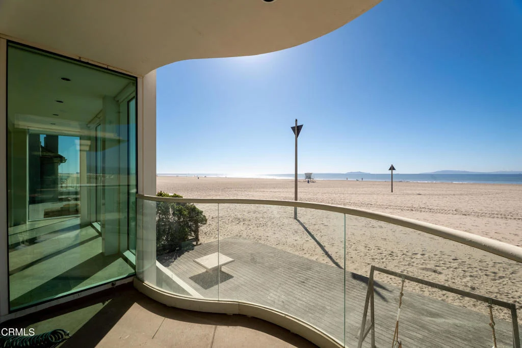 Photo of 4015 Ocean Drive