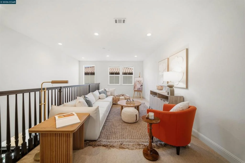 Photo of 1124 Rosamund Dr