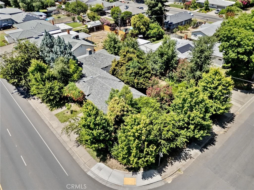 Photo of 598 East Avenue