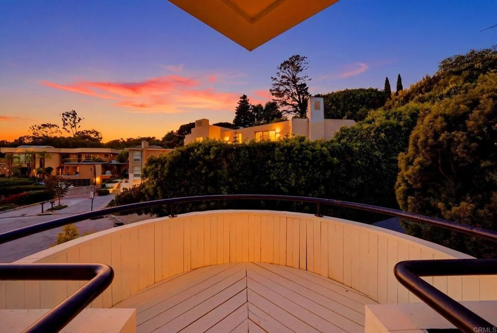 Photo of 6105 Avenida Chamnez