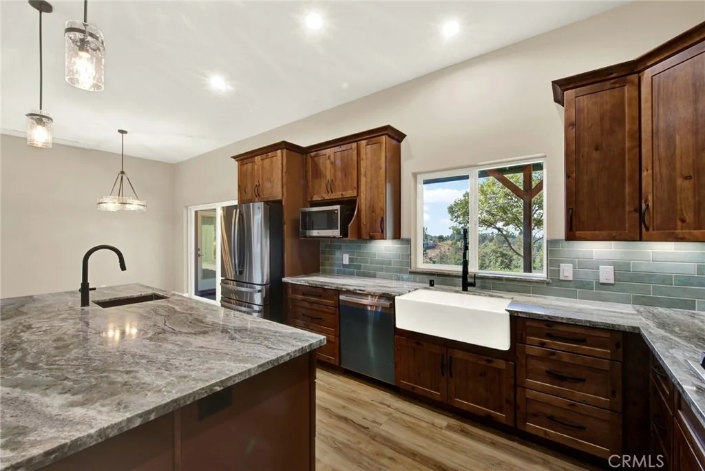 Photo of 1690 BEND LANE