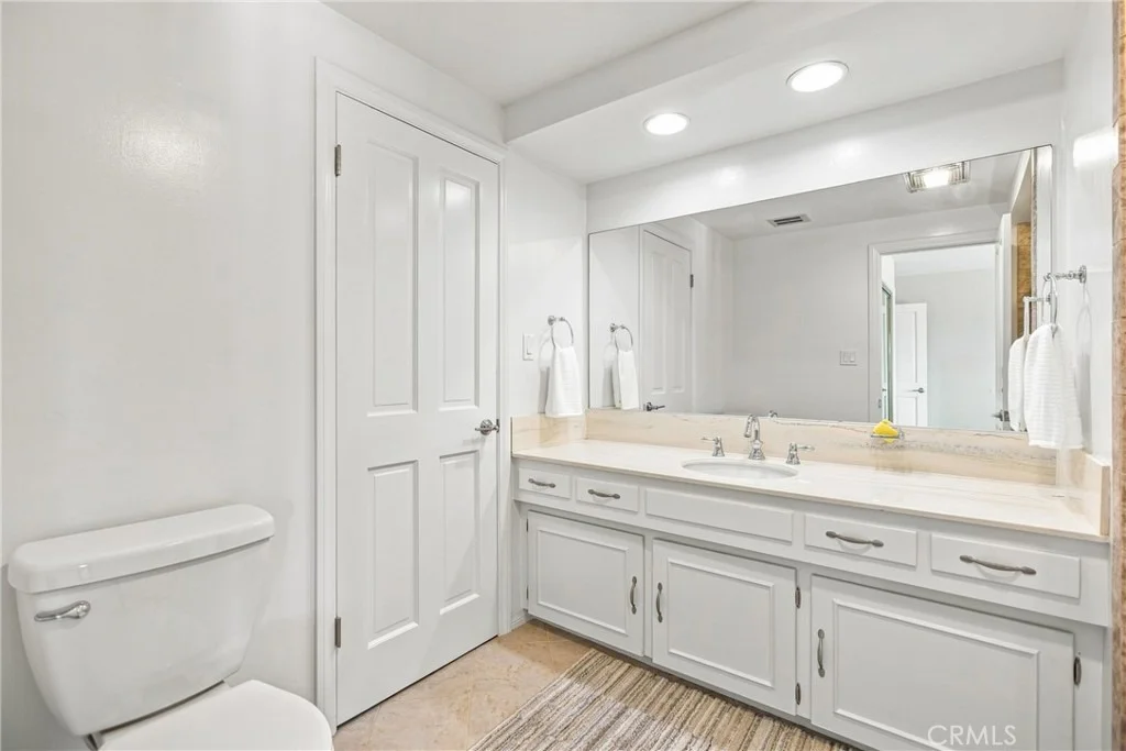 Photo of 1019 Riverview Drive