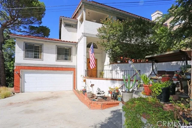 Photo of 10602 Pinyon Avenue