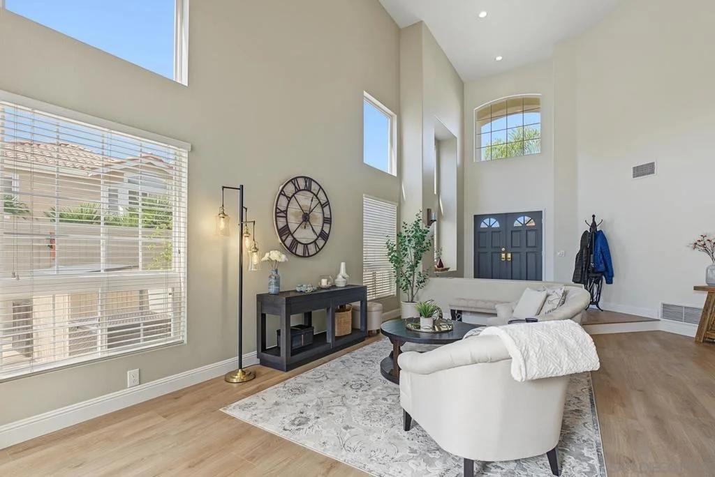 Photo of 45226 Camino Monzon