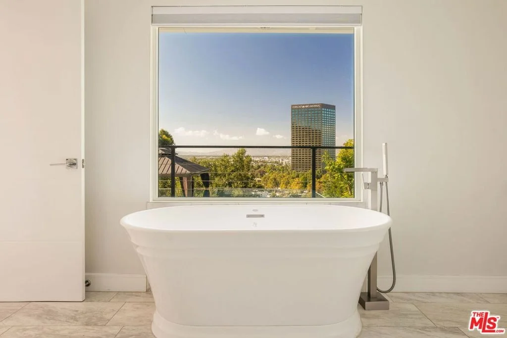 Photo of 3701 Multiview Drive