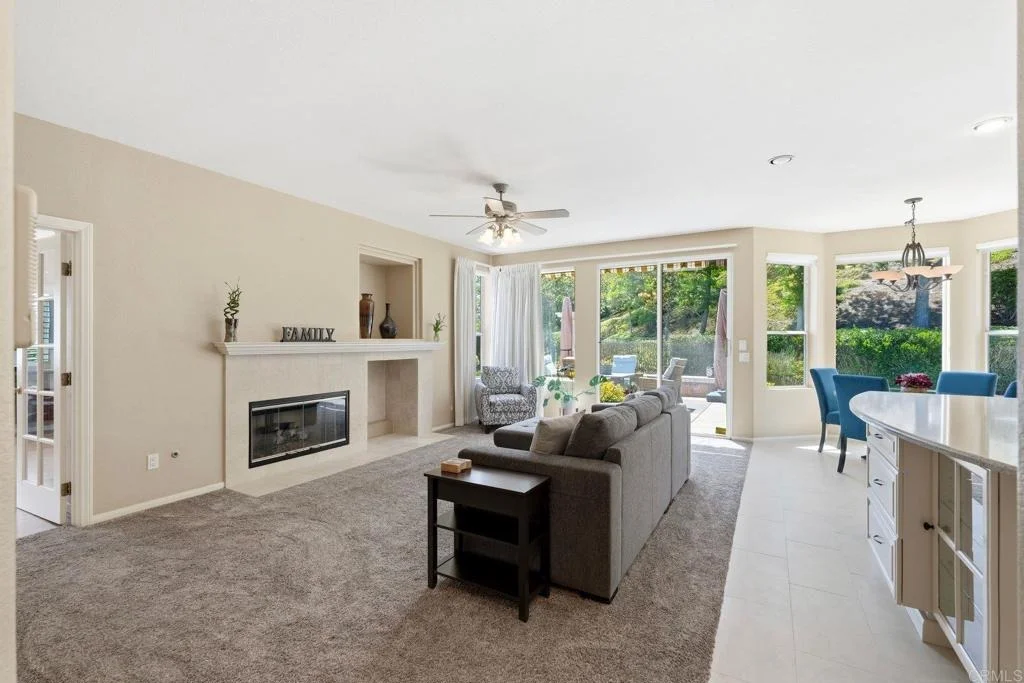 Photo of 3121 Via Valesco
