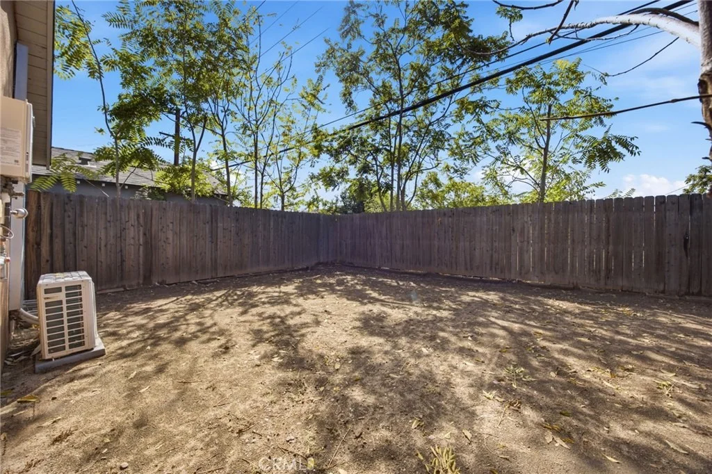 Photo of 1629 Kendall Dr