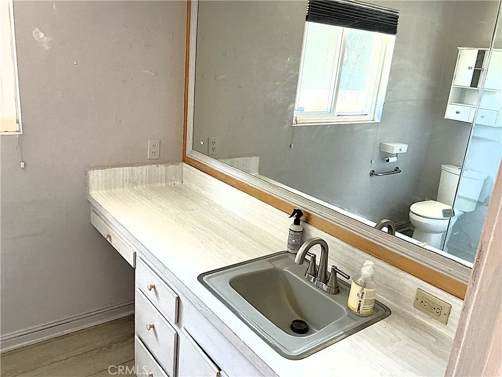 Photo of 11735 Peach Tree