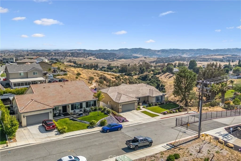Photo of 402 Buena Mesa Dr
