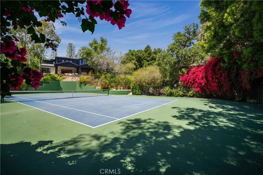 Photo of 24341 ROLLING VIEW Road