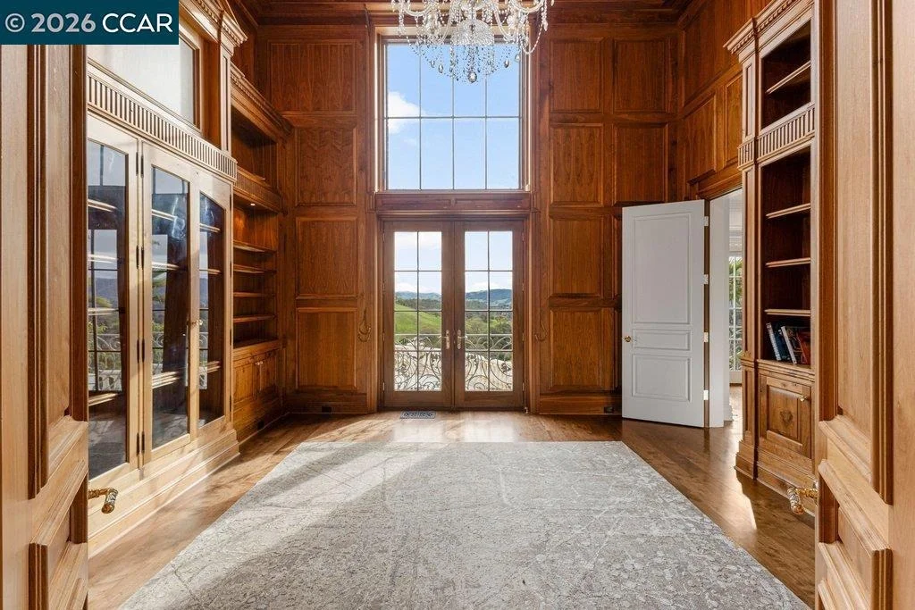 Photo of 10 Serenity Ln