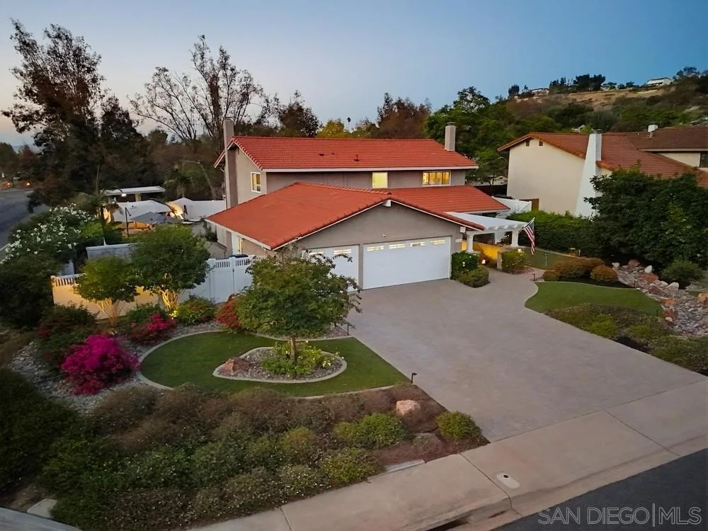 Photo of 2554 Valley Lake Drive