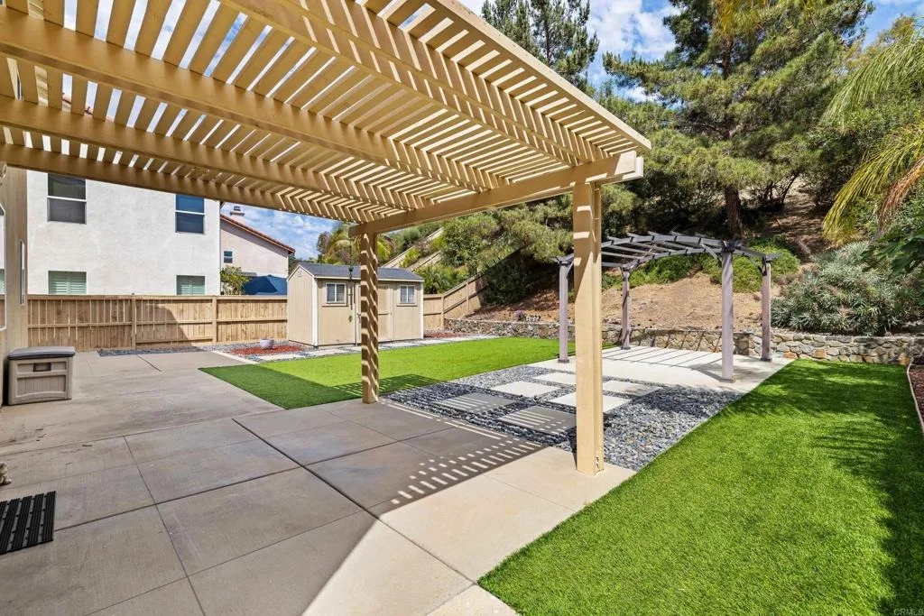 Photo of 765 Avenida Abeja