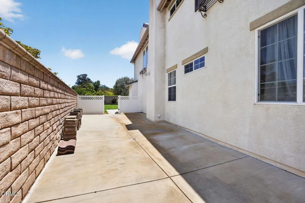 Photo of 2096 Mission Hills Drive