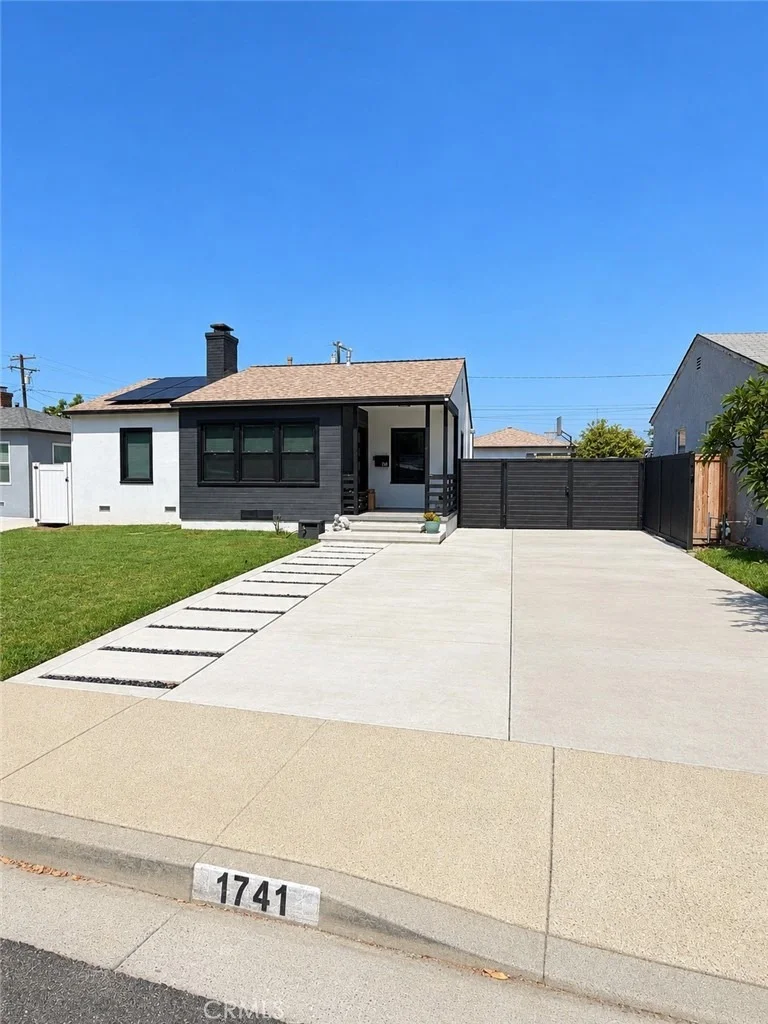 Photo of 1741 Fleming Street