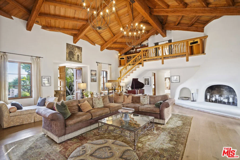Photo of 7332 Birdview Avenue