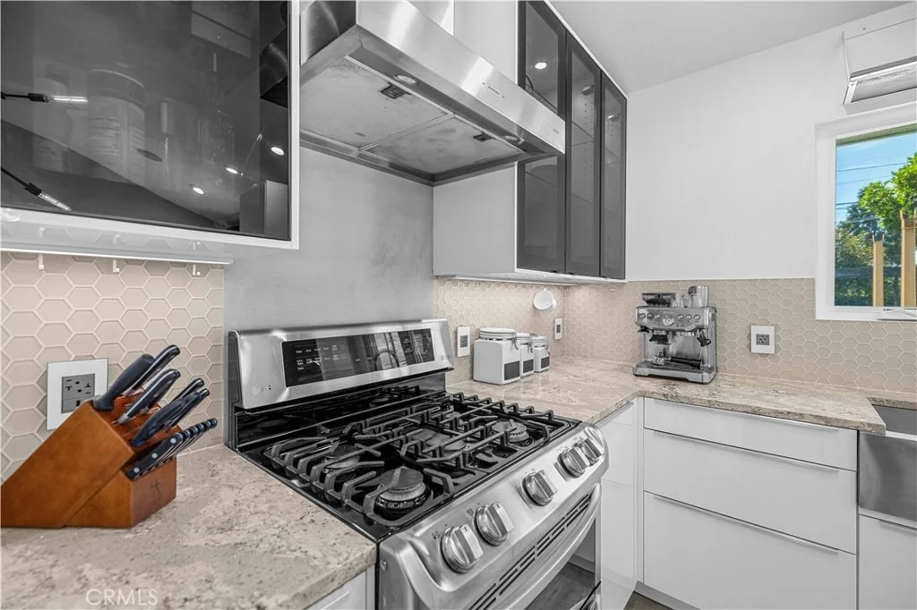 Photo of 3843 Marber