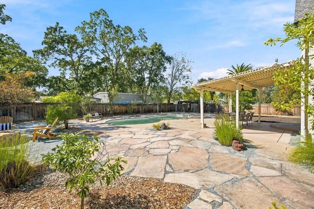 Photo of 195 Pleasant Valley Drive