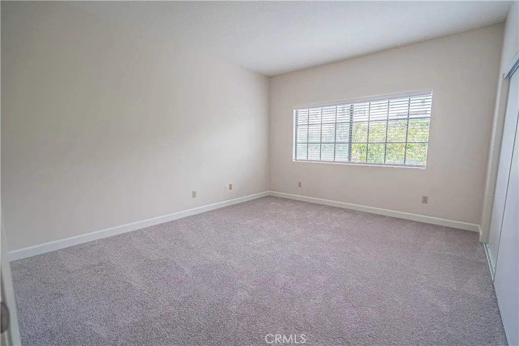 Photo of 6527 Beachview Drive