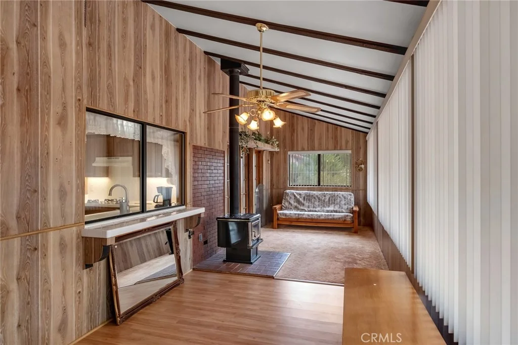 Photo of 7040 Kenyon