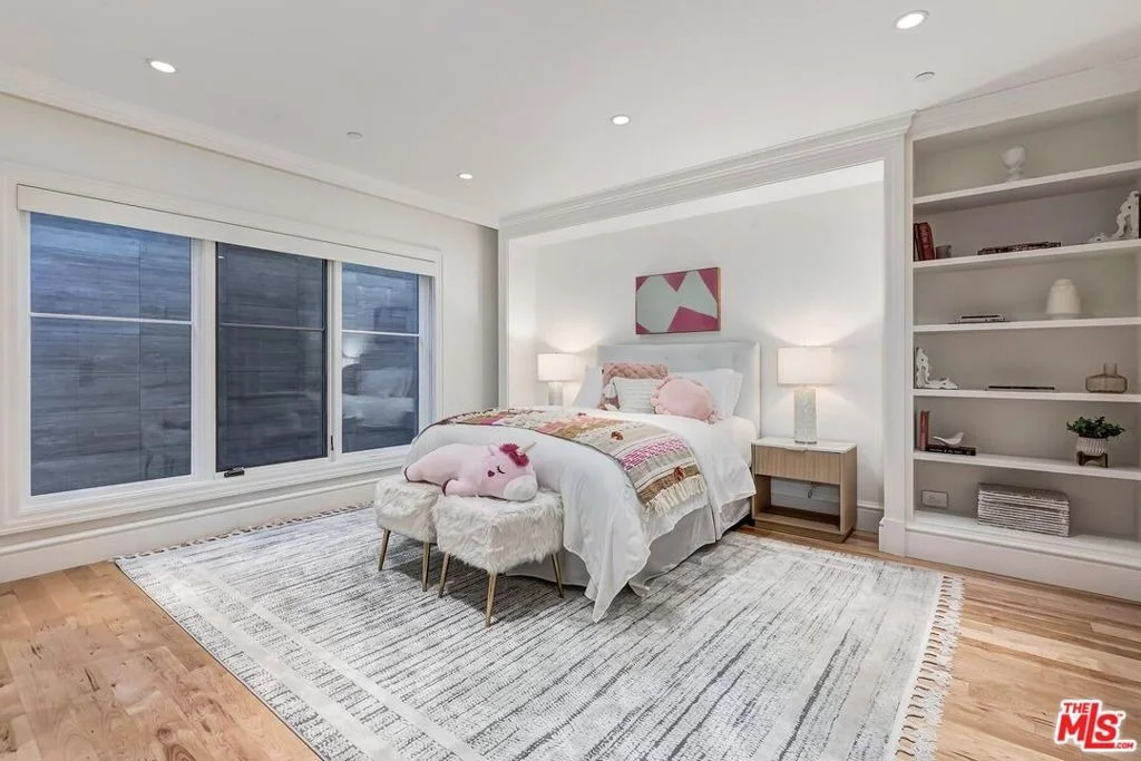 Photo of 610 N Rodeo Drive