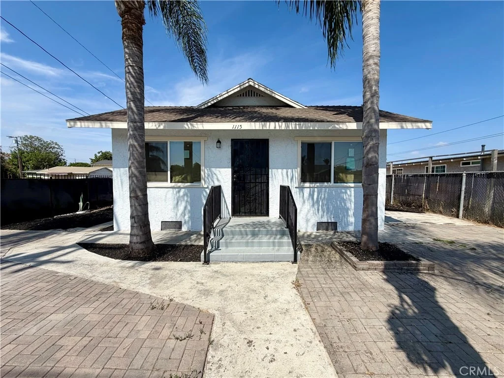 Photo of 1115 S Acacia