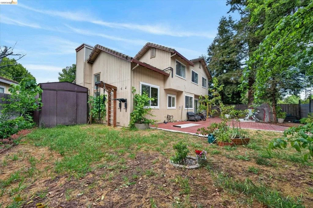 Photo of 1011 Amanda Cir