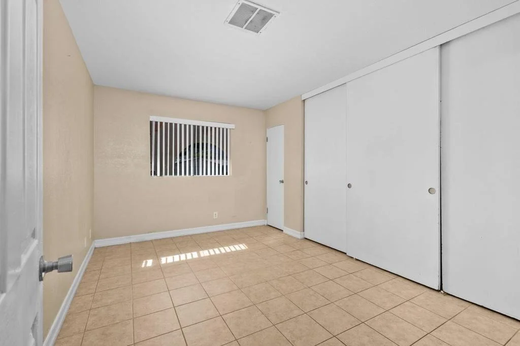 Photo of 52575 Avenida Velasco