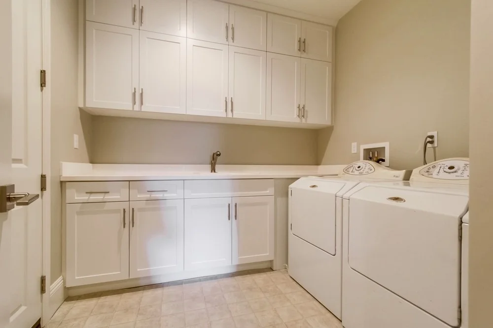 Photo of 663 Polaris Dr