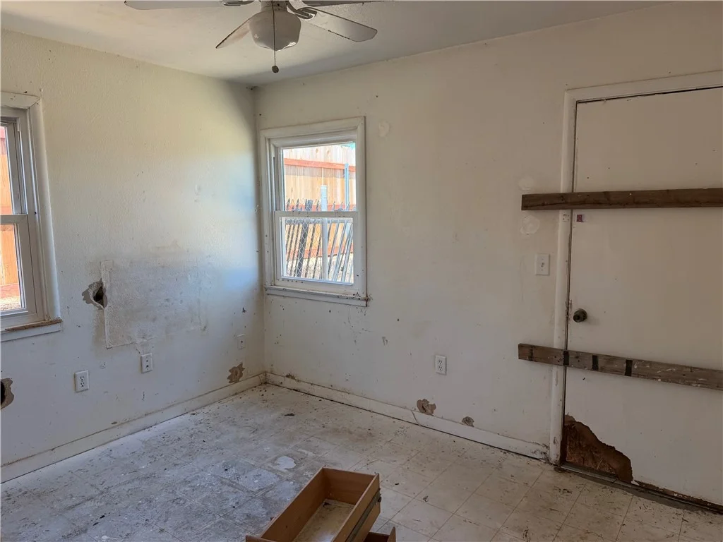 Photo of 5726 Newland