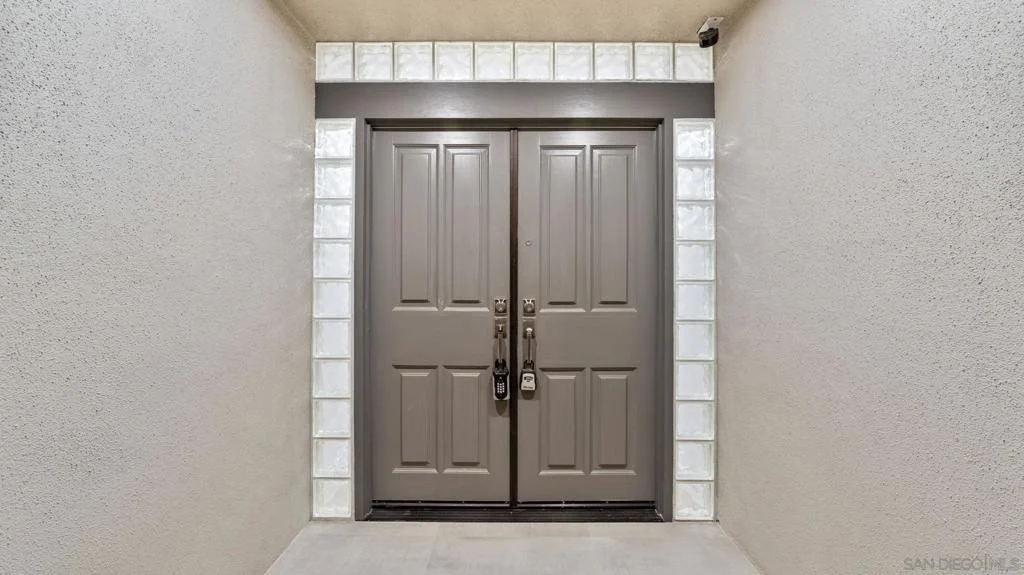 Photo of 4909 Pacifica