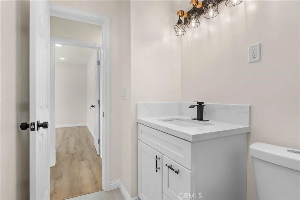 Photo of 806 Sunkist Avenue