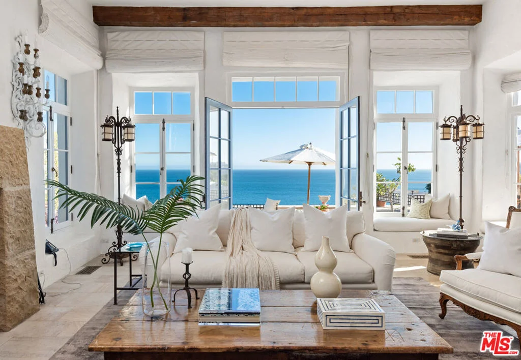 Photo of 27832 Pacific Coast Highway